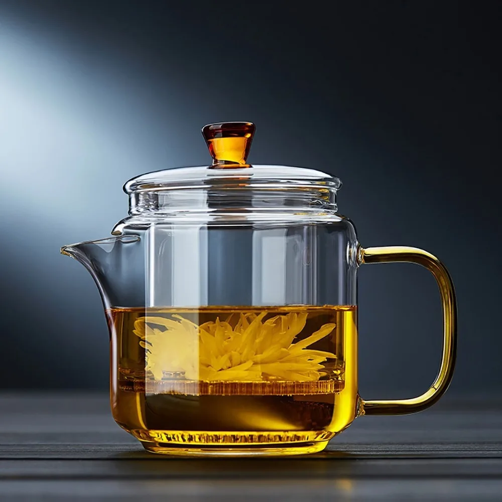 

High Grade Glass Teapot with Separate Strainer Resistant To Temperature Suitable for Brewing Kung Fu