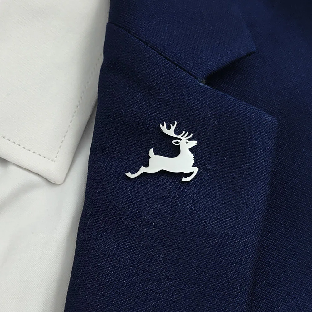 Original Weihnachts-Rentier-Brosche aus Edelstahl, modischer Rucksack-Anhänger, Anzug-Anstecknadel, Abzeichen-Geschenk für Freunde. – Detail 8