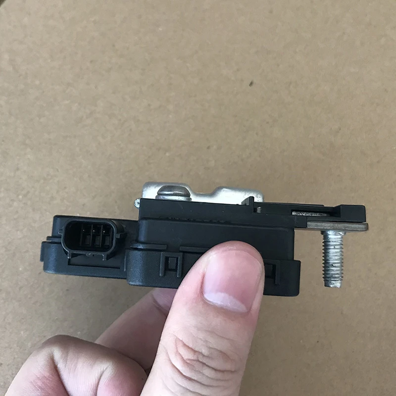 Fit Honda Accord Car Battery Current Sensor Assembly 38920-T2A-A03 for Acura RLX 2014 2015 Auto Accessories battery sensor