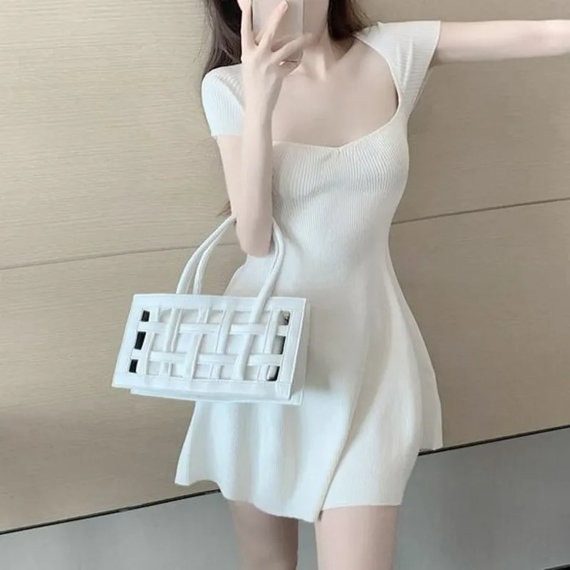 

Шикарное и элегантное женское платье, корейская мода, милые облегающие платья-трапеции с низким вырезом и коротким рукавом, с завышенной талией, Y2k