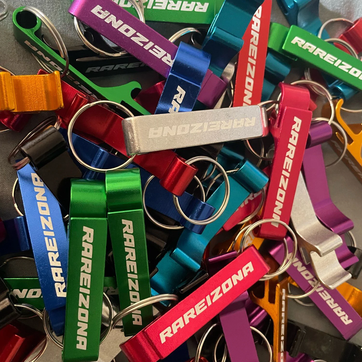 100 Pezzi Apribottiglie Portachiavi Personalizzati, Metallo, Inciso Con Logo O Testo, Per Matrimoni, Feste