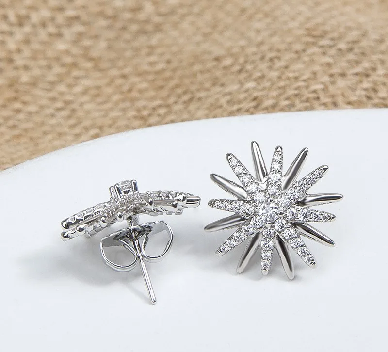 European and American Fashion Flower Full Zircon Earrings