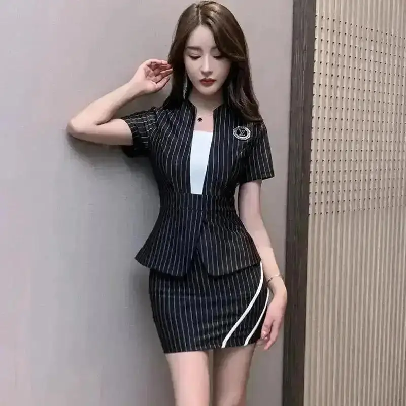 Women's Professional Attire: Elegant Suit for Hospitality and Spa Professionals