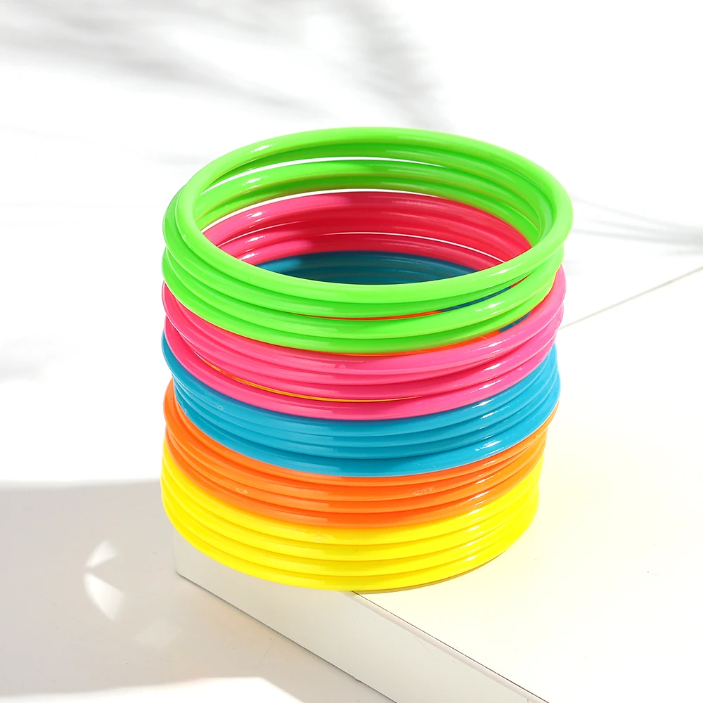 Trendige fluoreszierende bunte runde geometrische Armreifen aus Acryl, mehrfarbiges, dünnes, stapelbares Armband, Modeaccessoires