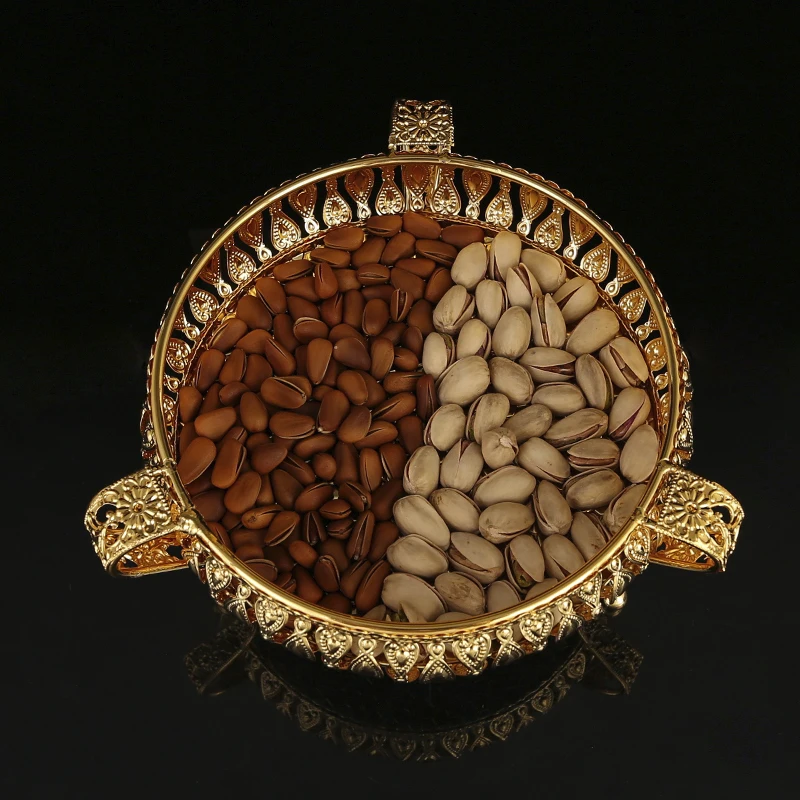 A metal fruit basket, European style large food, snacks, candy storage tray, exquisite craft tableware. 4