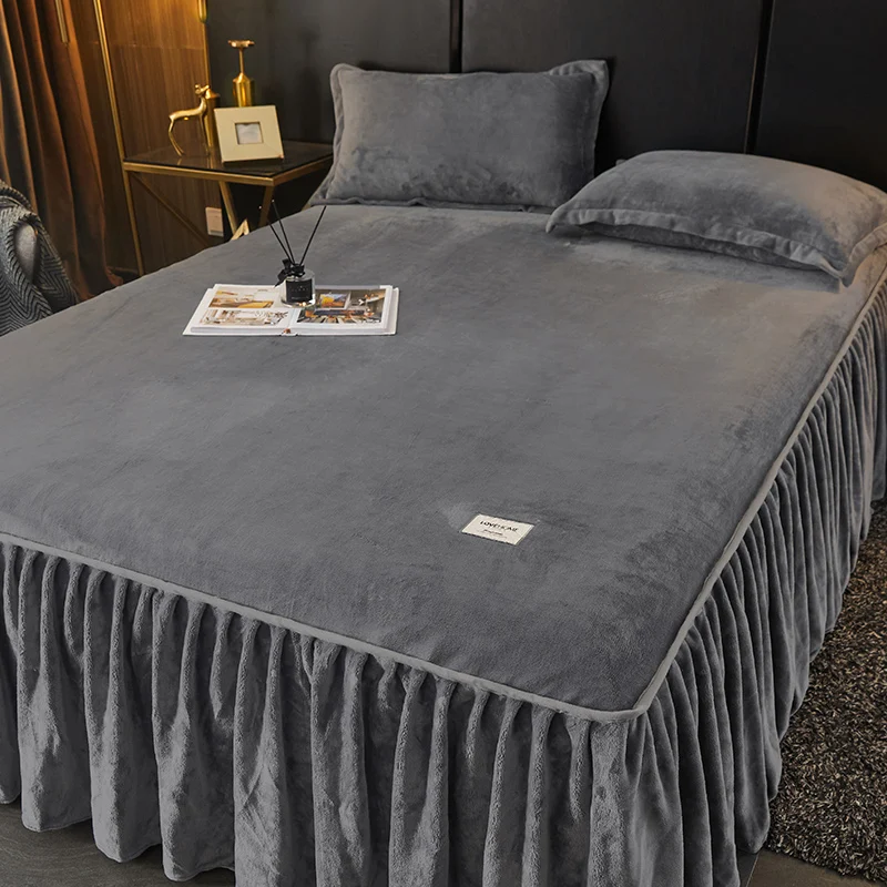 Description Picture 6 of itemSolid Color Bed Skirt Velvet Bed Cover for Winter Skin-friendly Mattress Protectors roupa de cama Home Bedspread (No Pillowcase)
