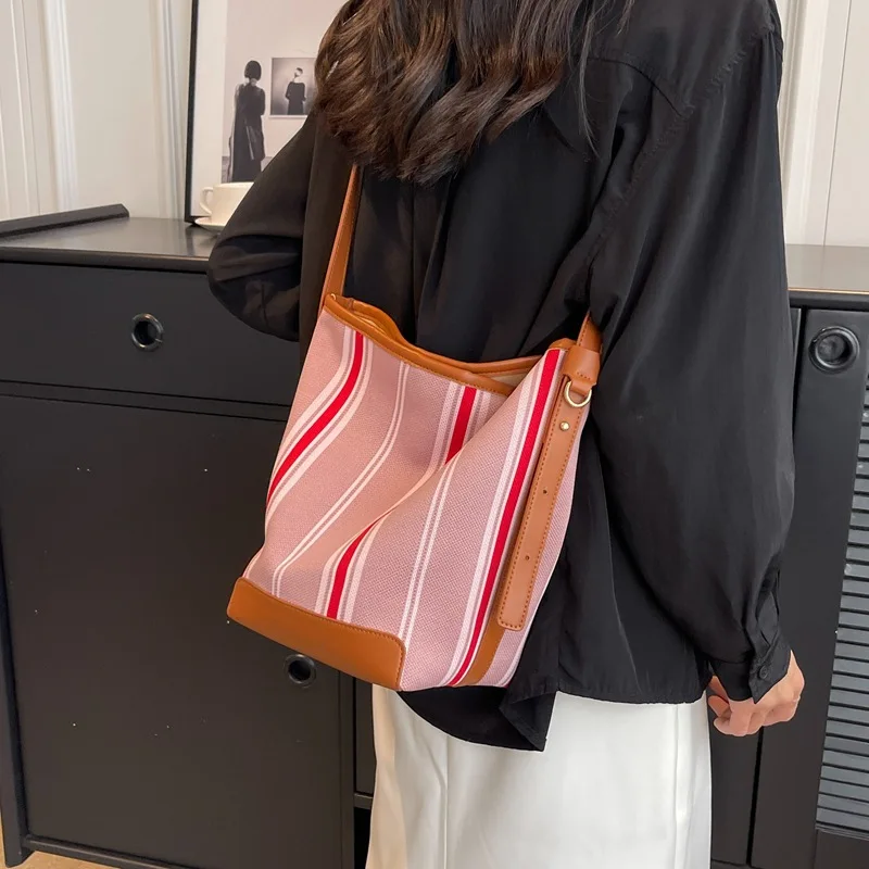 

Large Capacity Bucket Single Shoulder Crossbody Bag Women 2023 Canvas Commuter Simple Tote Bag Textured Striped Storage Satchel