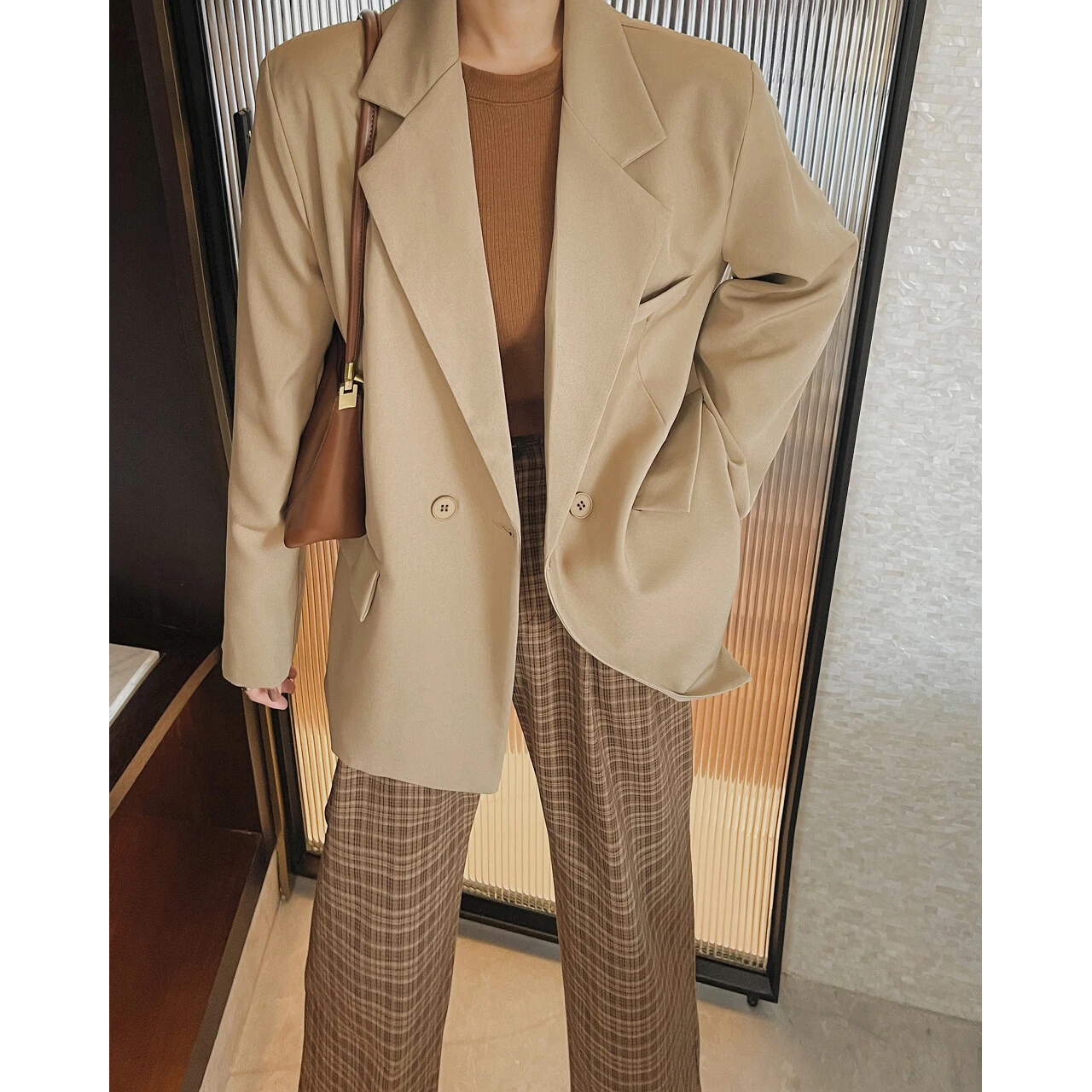 

2022 Woman Oem Oversize Blazers Suits Coats Jacket Tailoring Overcoat Fashion Chic Elegant New Collection Stylish Clothing Korea