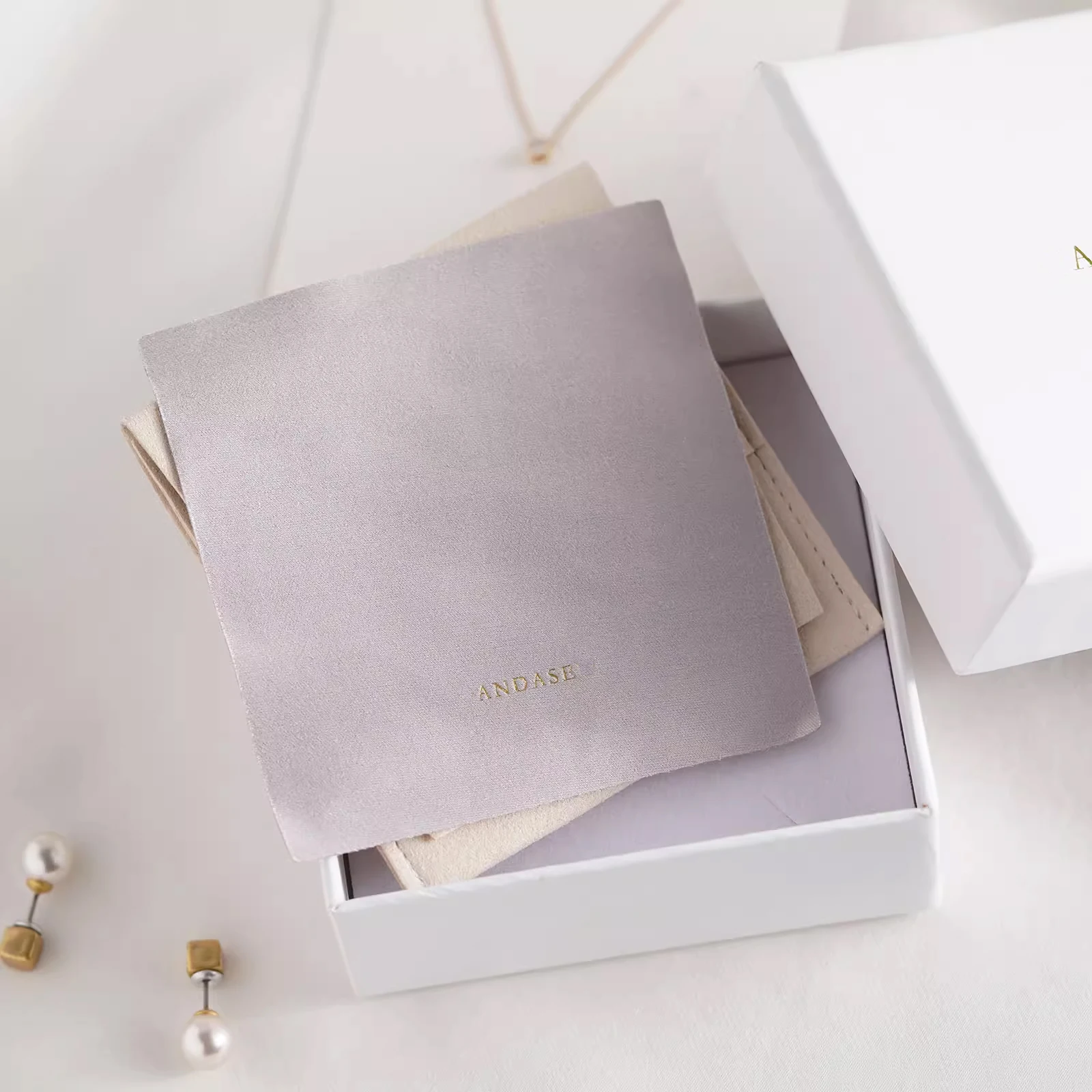 Custom Logo Silver Polishing Cloth Polyester-nylon Composite Microfiber Fabric Jewelry Cleaning Cloth Small Business Store Name