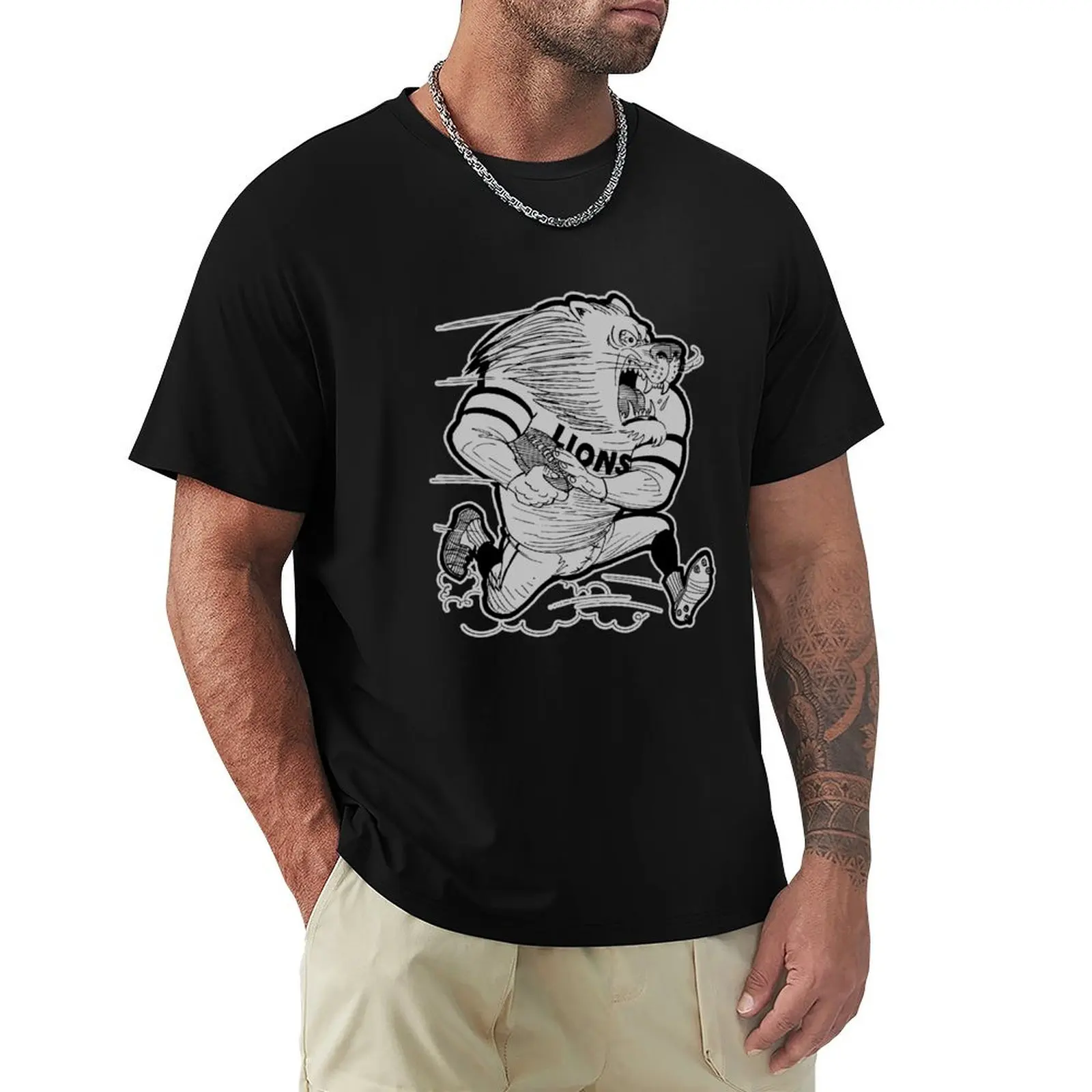 

Lion Football Player 2023 2024 T-Shirt summer tops Short sleeve tee funnys sports fans men t shirts