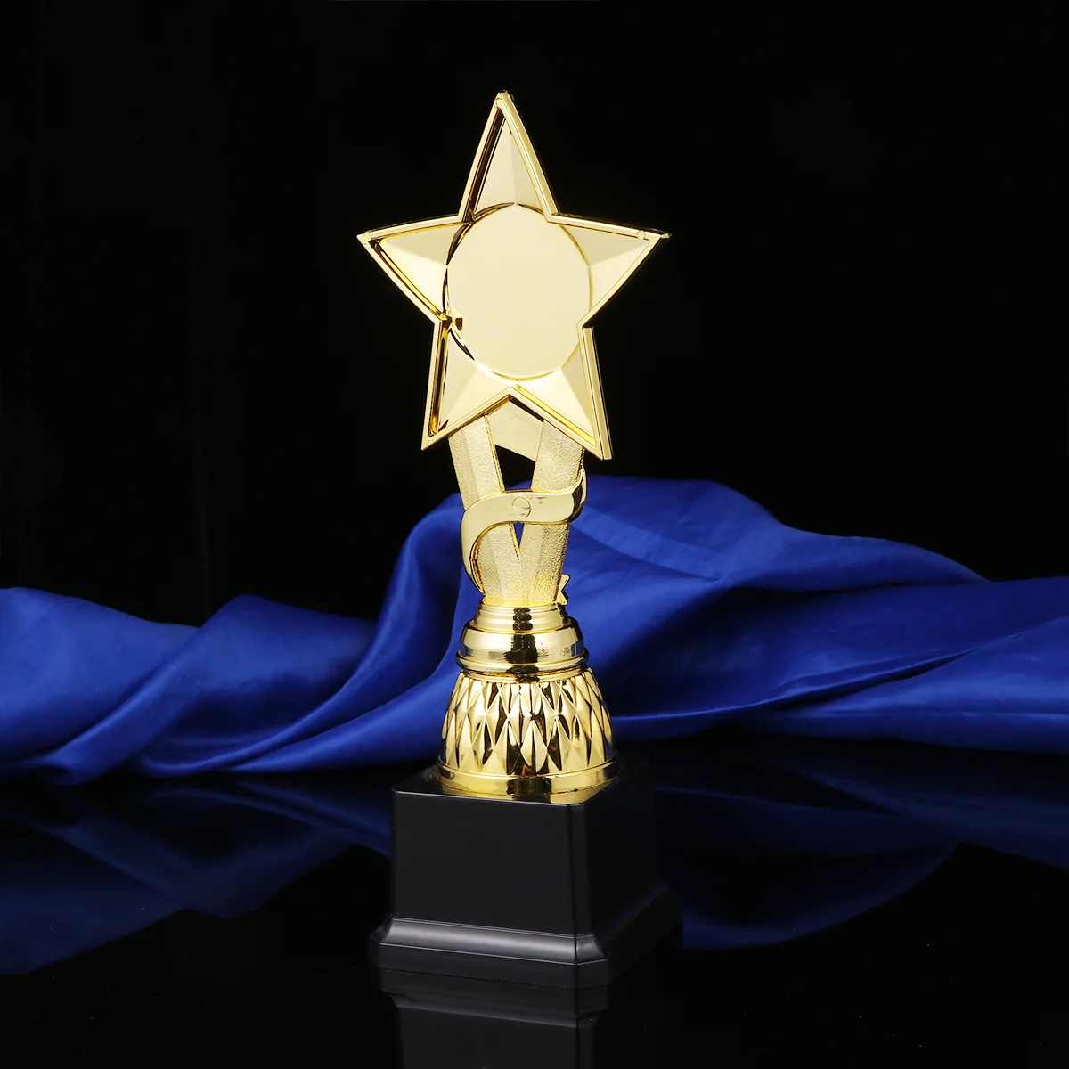 Рисунок 5 - Золотая призовая награда 20/29/25 см