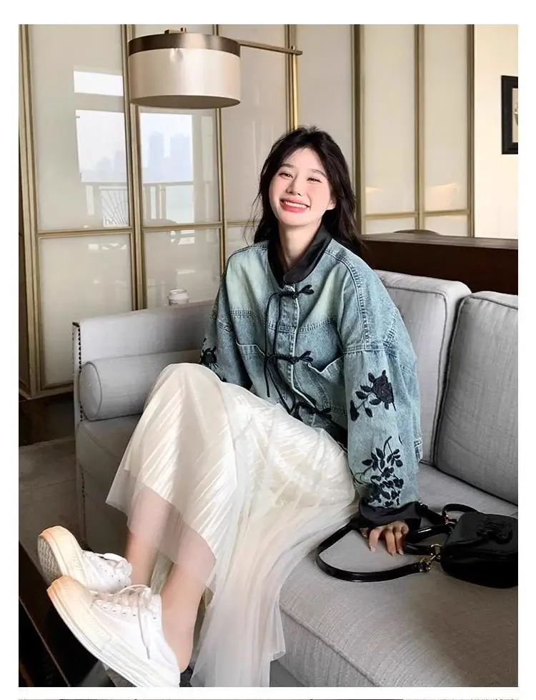Chic Denim Jacket Women's Outwear 2026 Spring Autumn New Chinese Loose Embroidered Plus Size 3XL Jeans Short Coat Tops