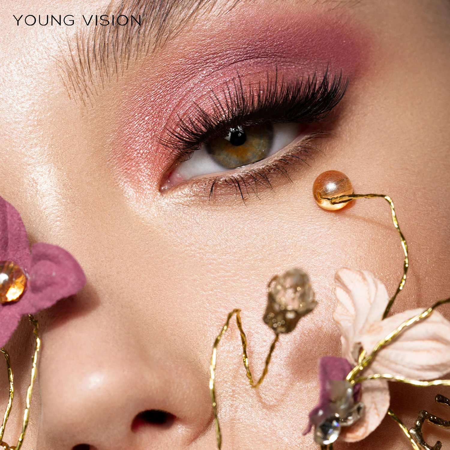 YOUNG VISION 4-color eyeshadow disc with pearl gloss and matte large ground color scheme for daily makeup eyeshadow 3