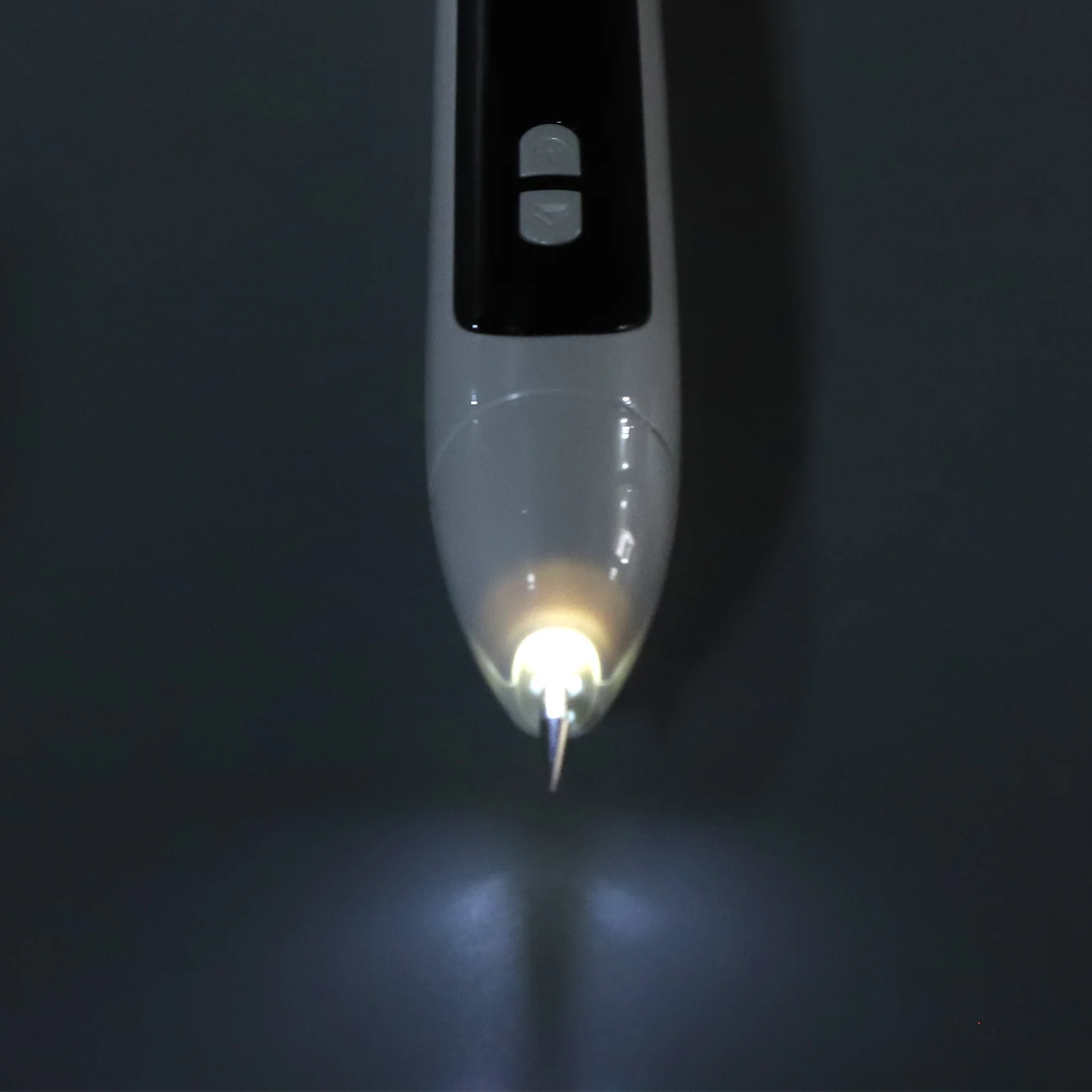 Handheld Freckle Removal Pen Mole Remover Pen 12 Gears LCD Screen Freckle Removal Skin Spots Beauty with Cotton Swab