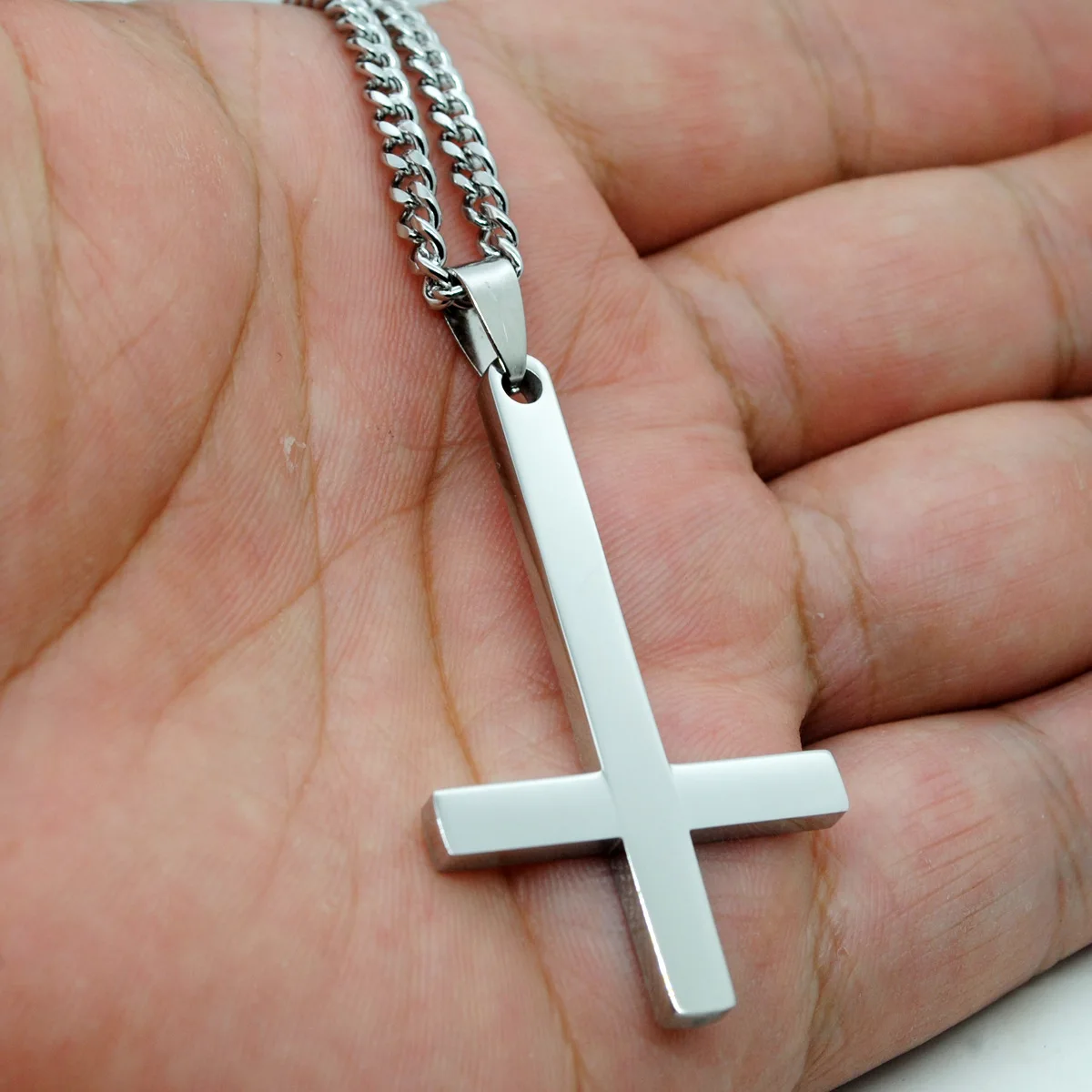 

HNSP Stainless Steel Inverted Cross Pendant Chain Necklace For Men Jewelry Male Accessories