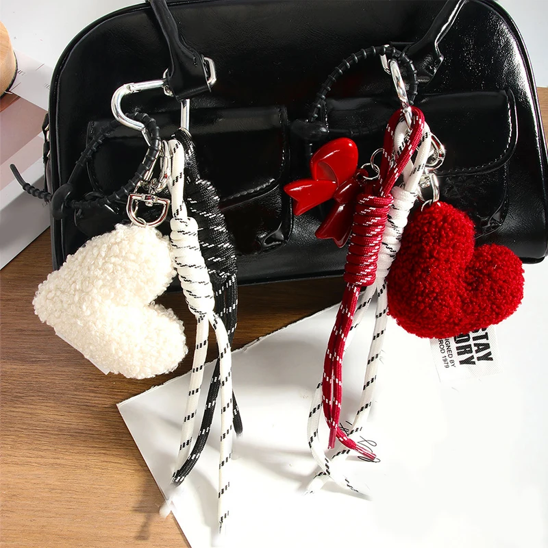Fashion Lamb Wool love Plush Keychain Cute Heart Shaped Pendant Rope Chain Elegant Girl Backpack Key Accessoriy