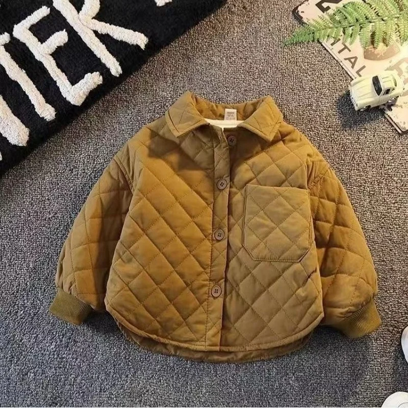 소년 두꺼운 따뜻한 격자 무늬 재킷 2025 신제품 소년 탑 포켓 패션 면화 의류 패션 잘 생긴 아동 의류