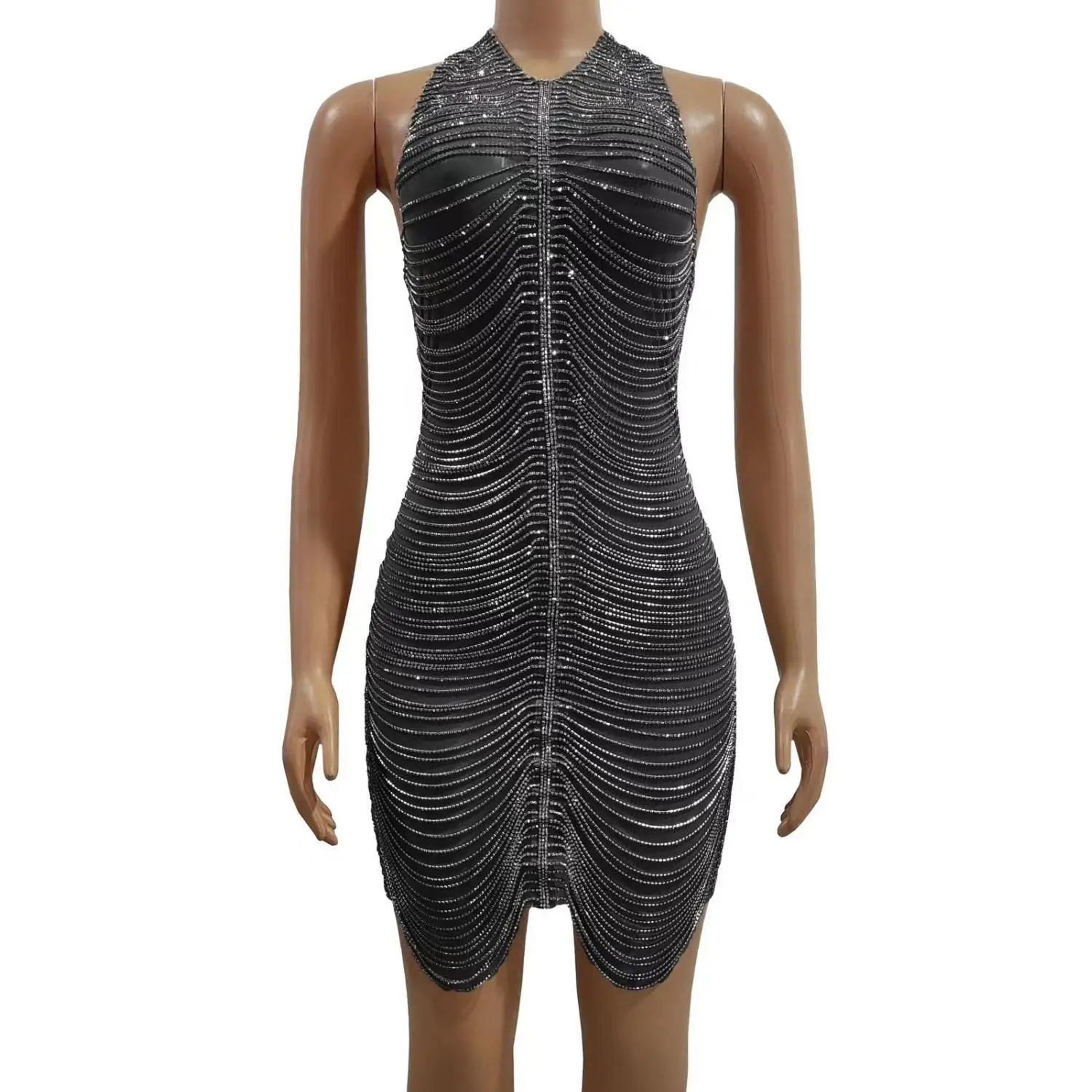 Рисунок 4 - Платье женское короткое с открытой