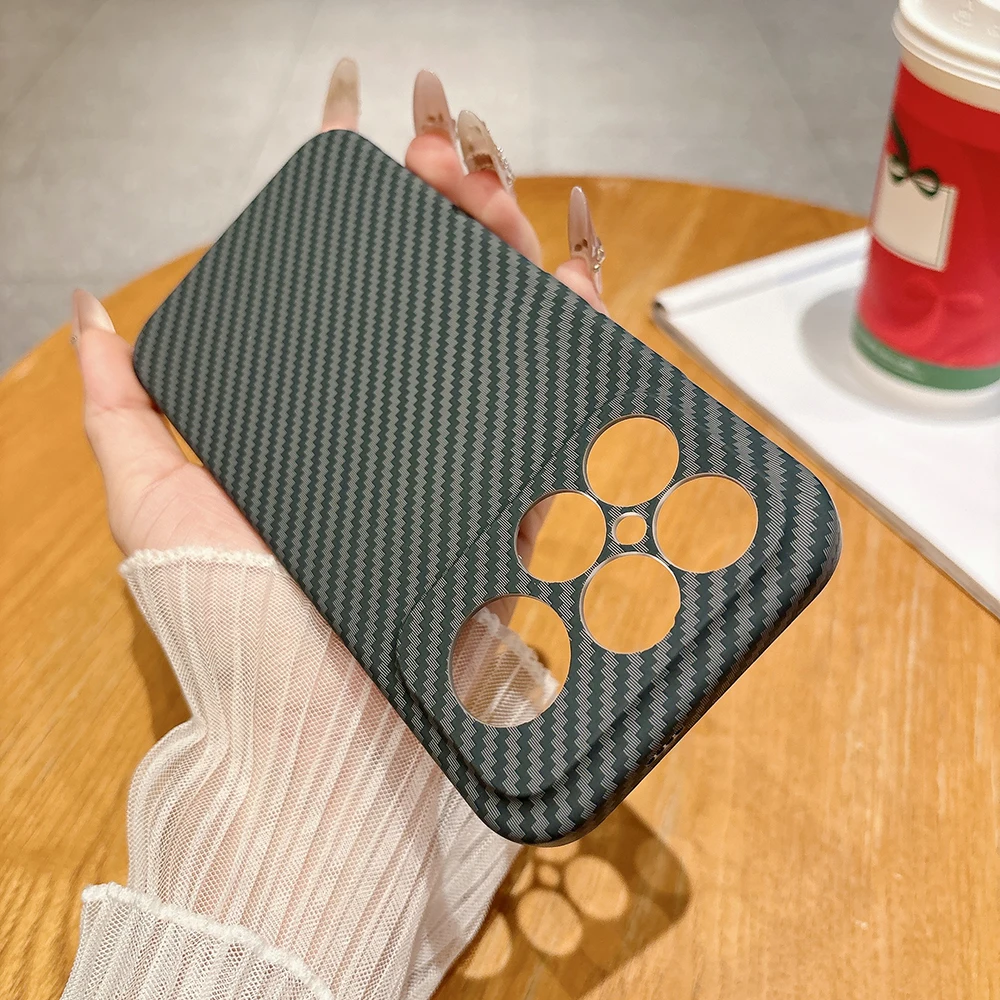 Shockproof Carbon Fiber Pattern PC Hard Case with Slim Camera Protection