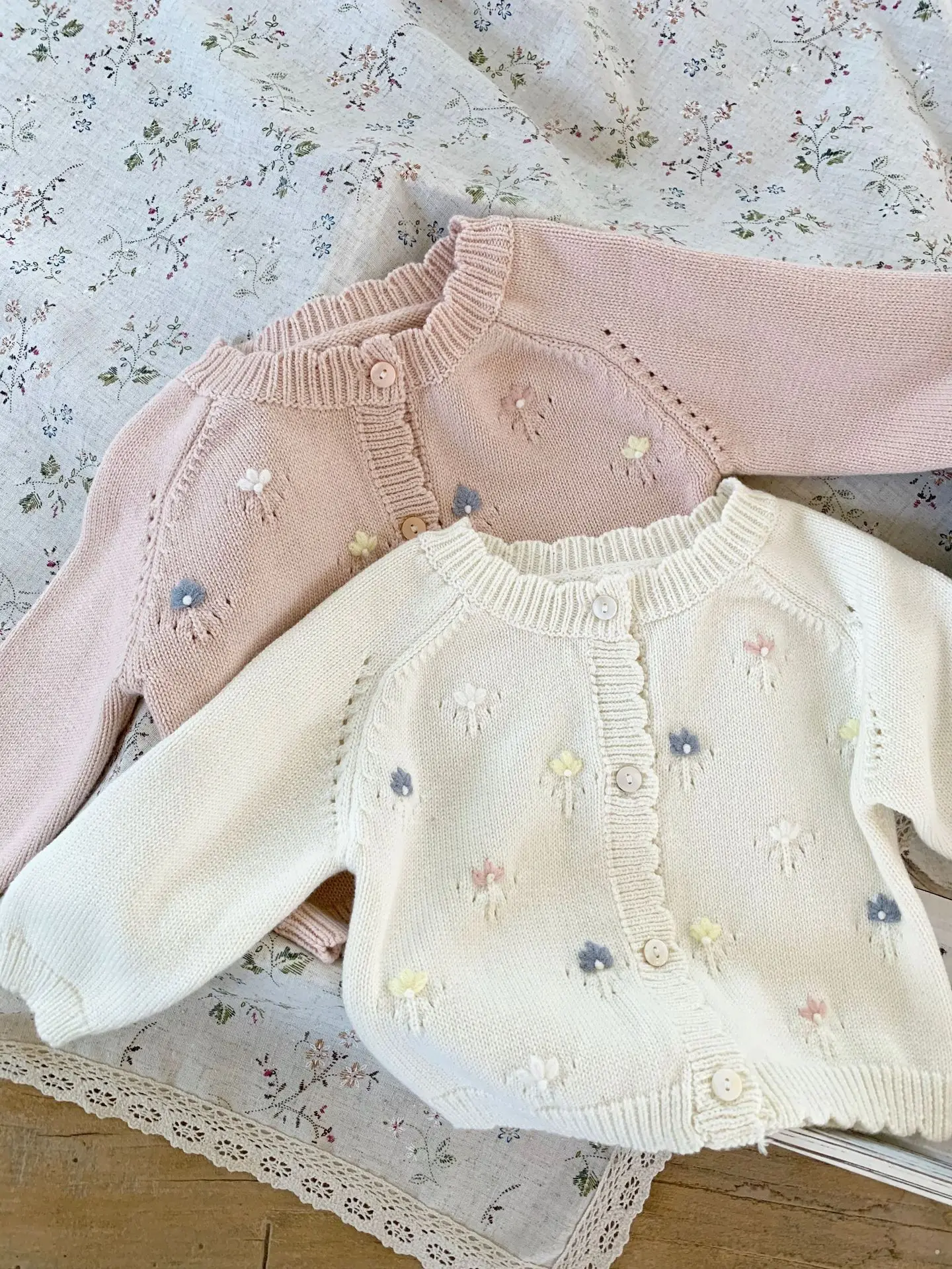 Girls Autumn Sweaters Handmade Flower Embroidery Knit Cardigans