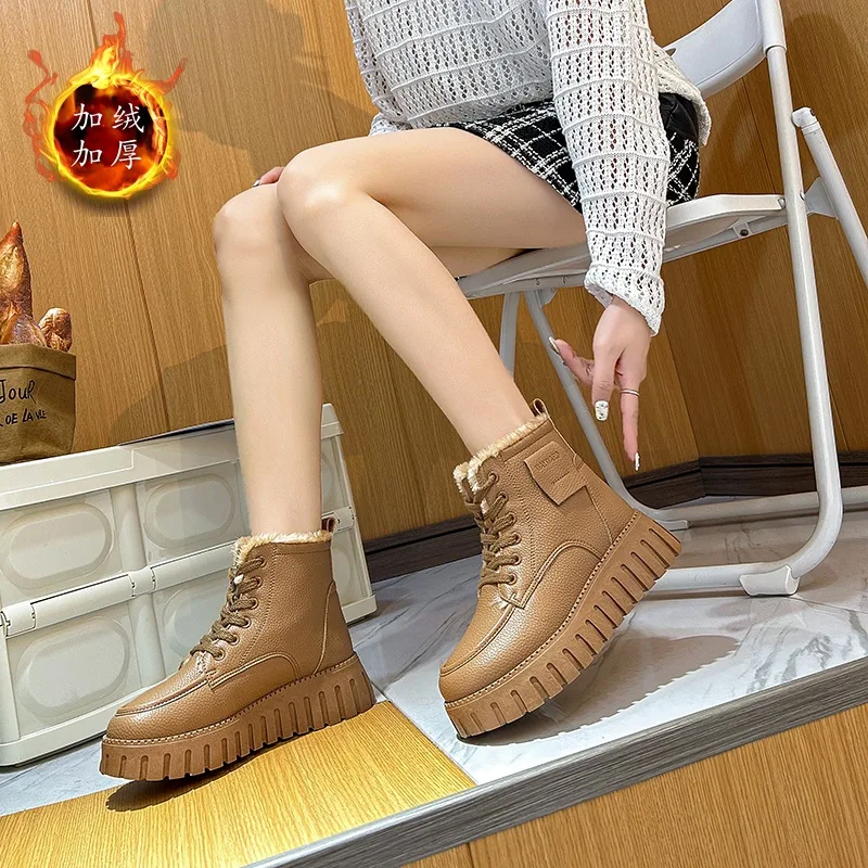 

Women's Winter High Top Leather Cotton Boots Thick Bottom Non Slip Were Resistant Waterproof Thick Plush Warm Cotton Boots