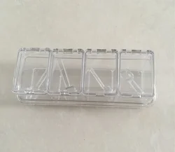 4-Piece Clear Acrylic Seasoning Container Set with Covers and Spoons - 4 Pieces (Transparent color)