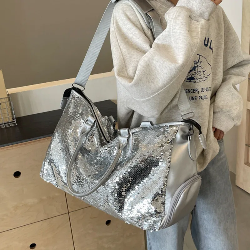 Fashionable Sequins Large Capacity Travel Fitness Bag Personalized Shoulder Bag Accommodation Luggage Portable for BusinessTrips