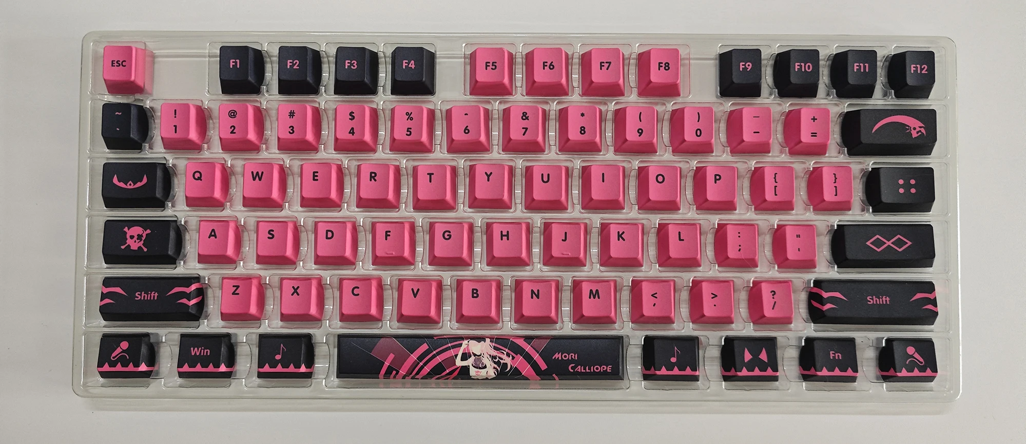 Mori Calliope Key Cap Hololive Vtuber Pbt Dye Sublimação Cherry mx Interruptor Eixo Cruz Keycap para Teclado Mecânico - Imagem 3