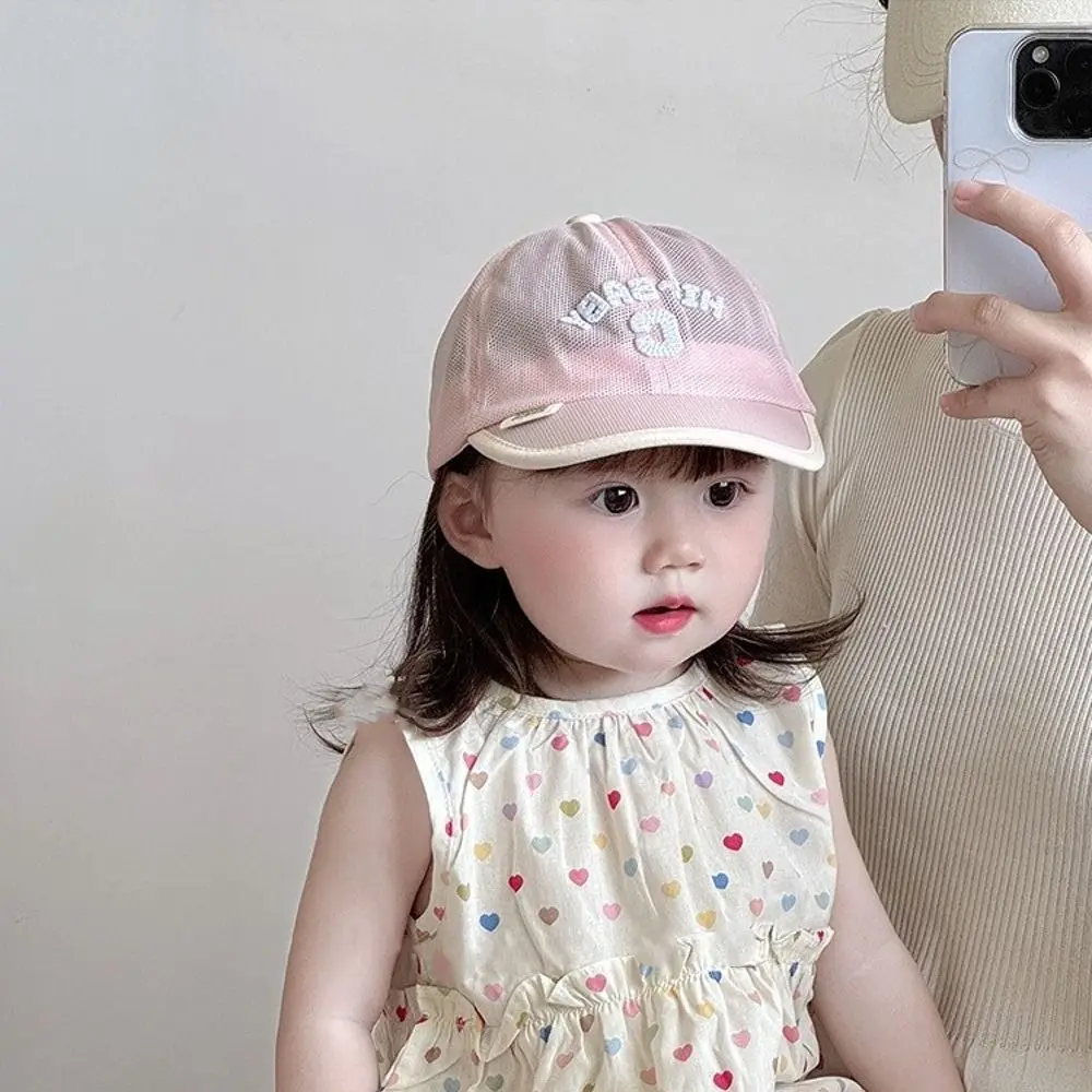 Simple Korean Baby Baseball Cap Letter C Summer Children Peaked Hat Mesh Embroidered Sports Visot Cap Outdoor