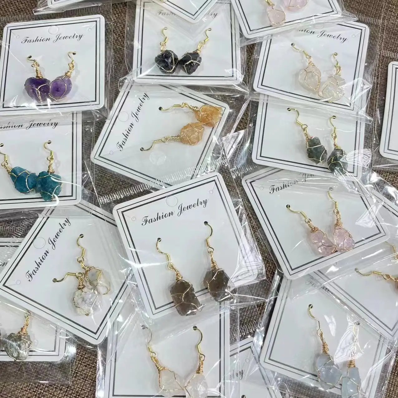 

Женские серьги из натурального камня ручной работы