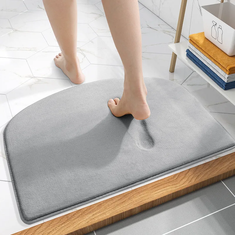 

Super absorbent bathroom mat non-slip bathroom carpet memory foam carpet door bathroom floor mat