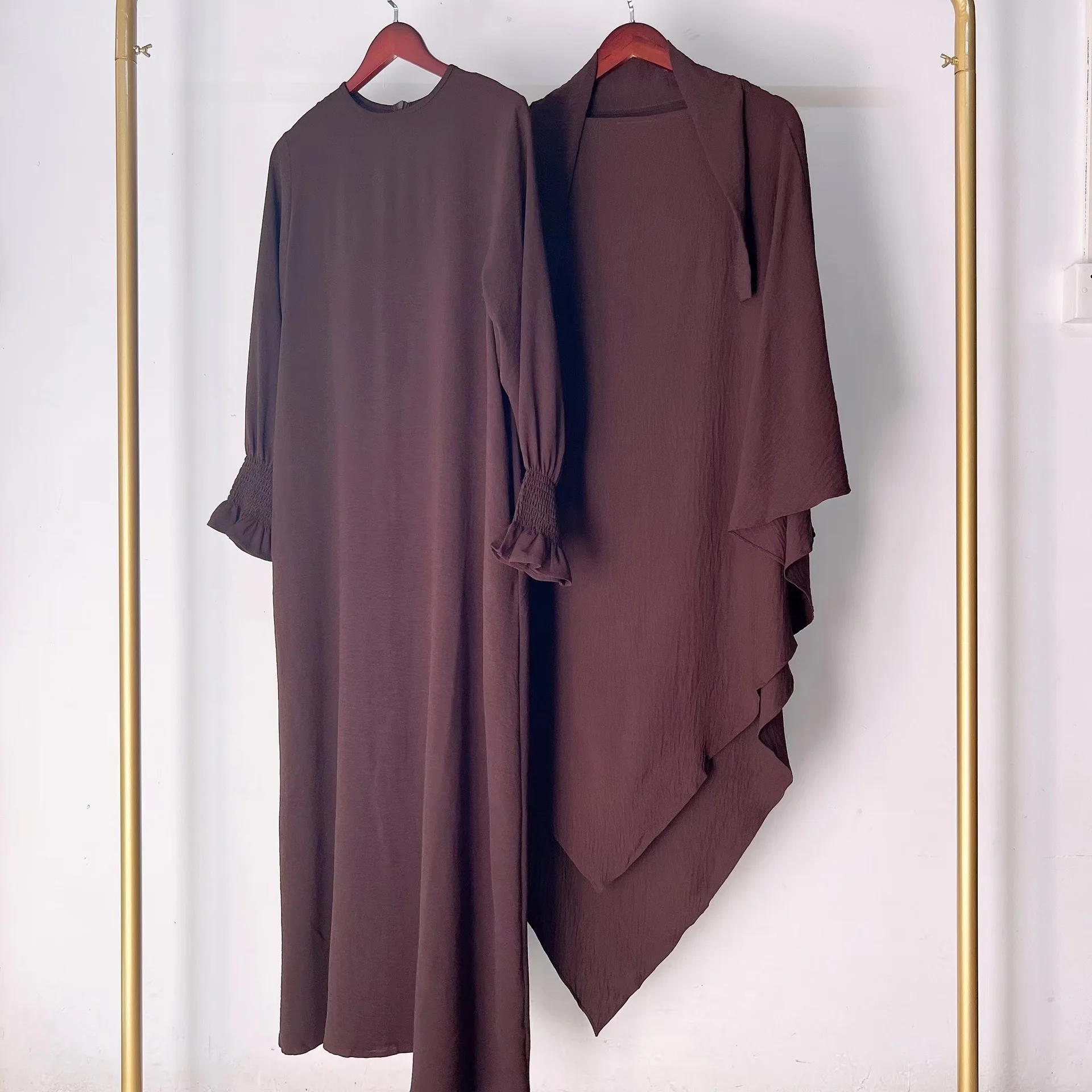 dark brown set