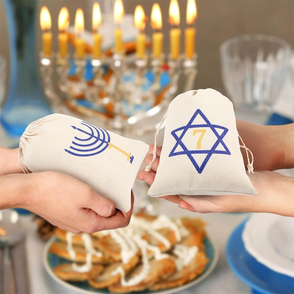 Organza Gift Bags Party Gift Bags Canvas Drawstring Pouches 8 Pcs Nights of Hanukkah Gift Bags Hanukkah Countdown Calendar Drawstring Bags for Kid Chanukah Decorations