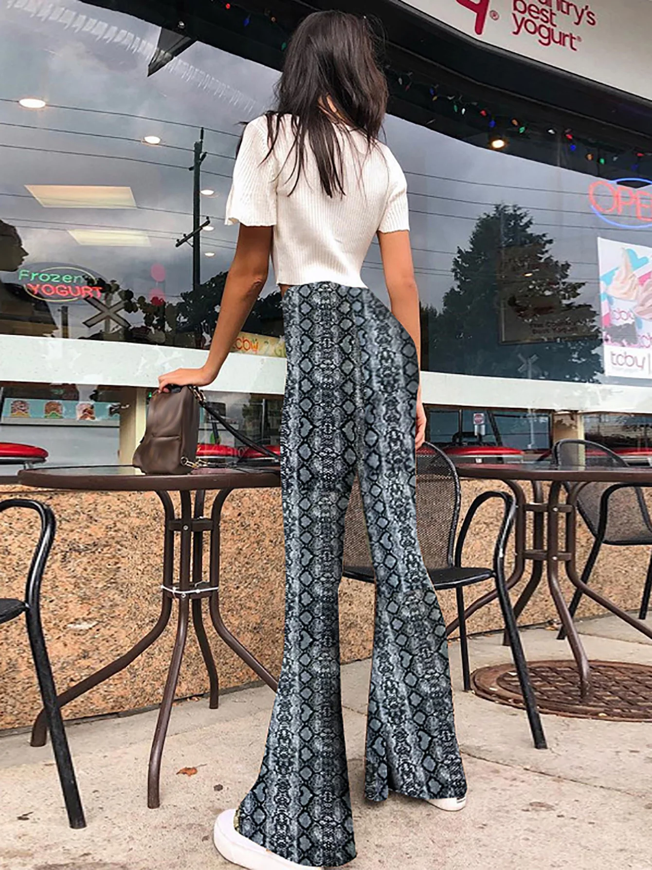 S7d003d9991a24abba63cef9b92887