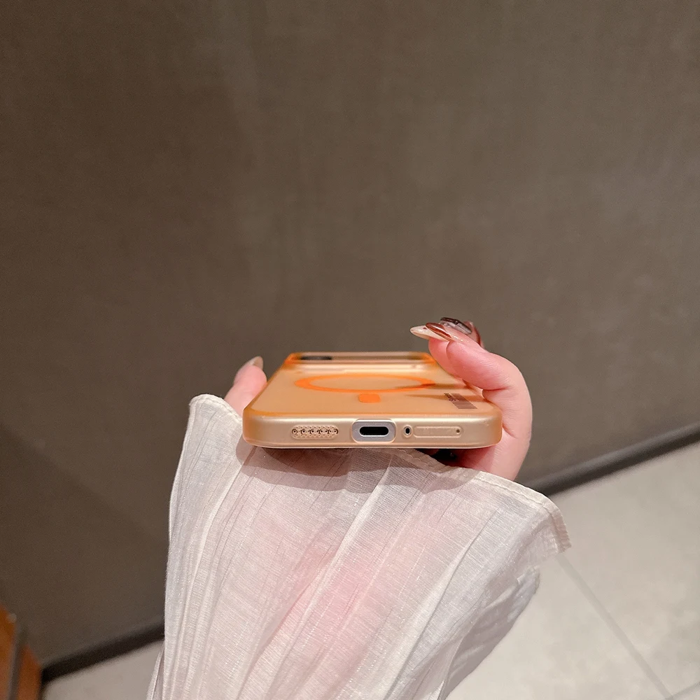 Ultra Thin Transparent Magsafe Phone Case with Smooth Skin Hard PC Magnetic Cover