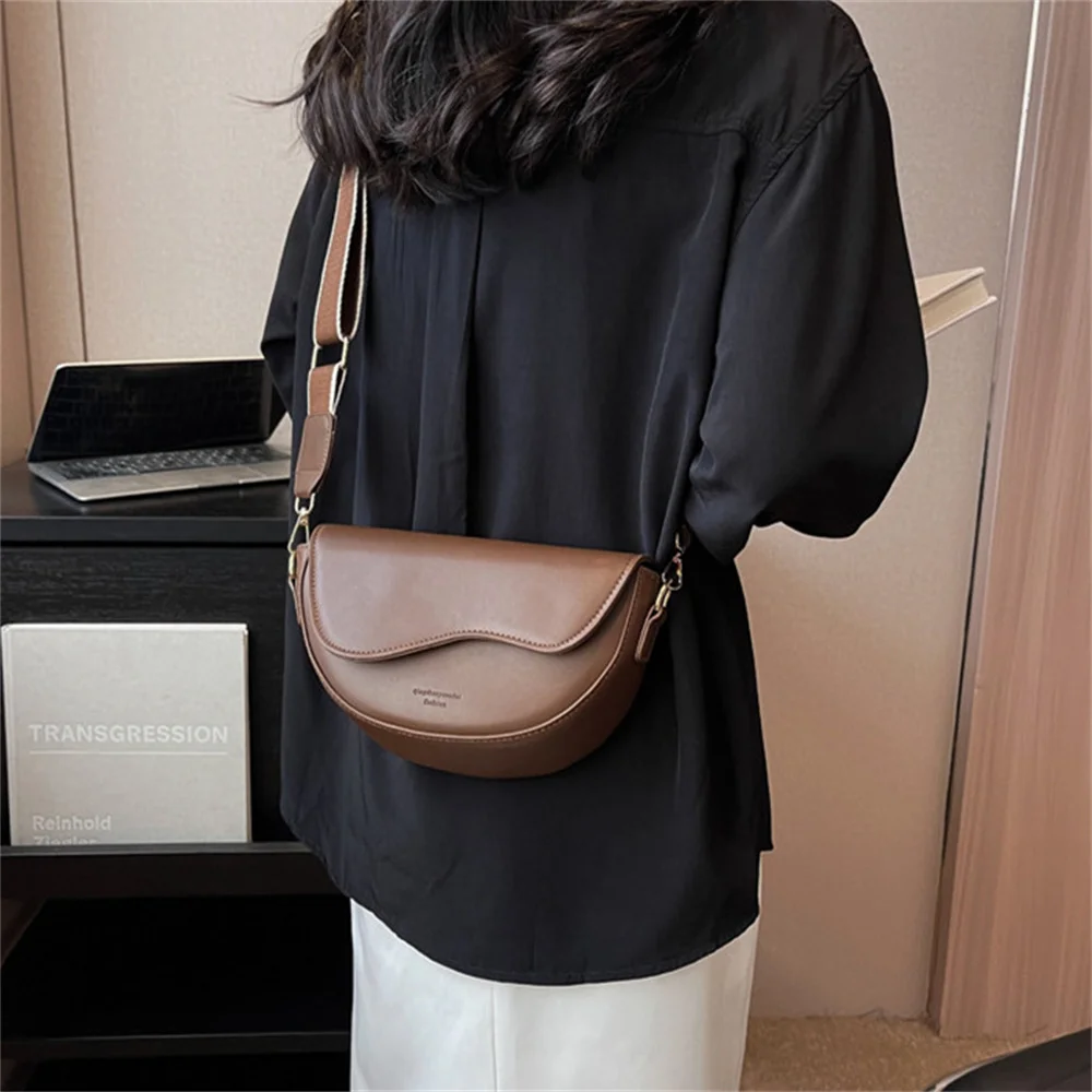 

New Solid Color PU Leather Women's Crossbody Bag Fashion Shoulder Saddle Bag High-grade Versatile Satchel Trend Flip Handbag