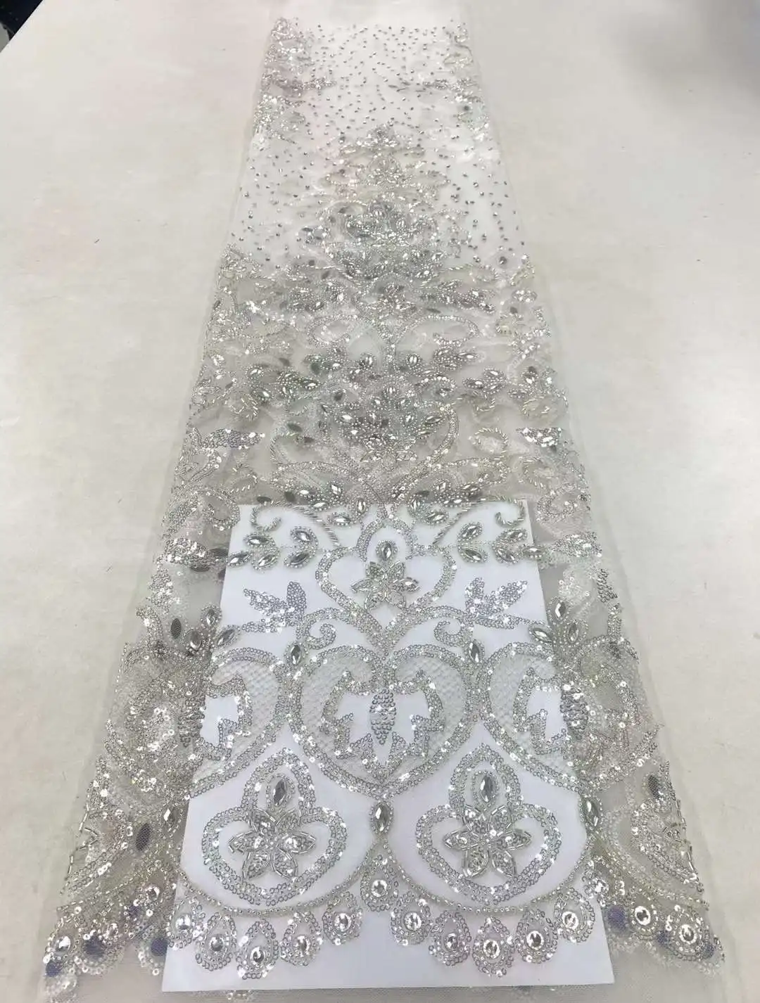 

Latest Stones Beads Lace Fabric 2023 High Quality Lace Embroidery African Sequins Tulle Lace Fabric Nigerian Lace For Wedding
