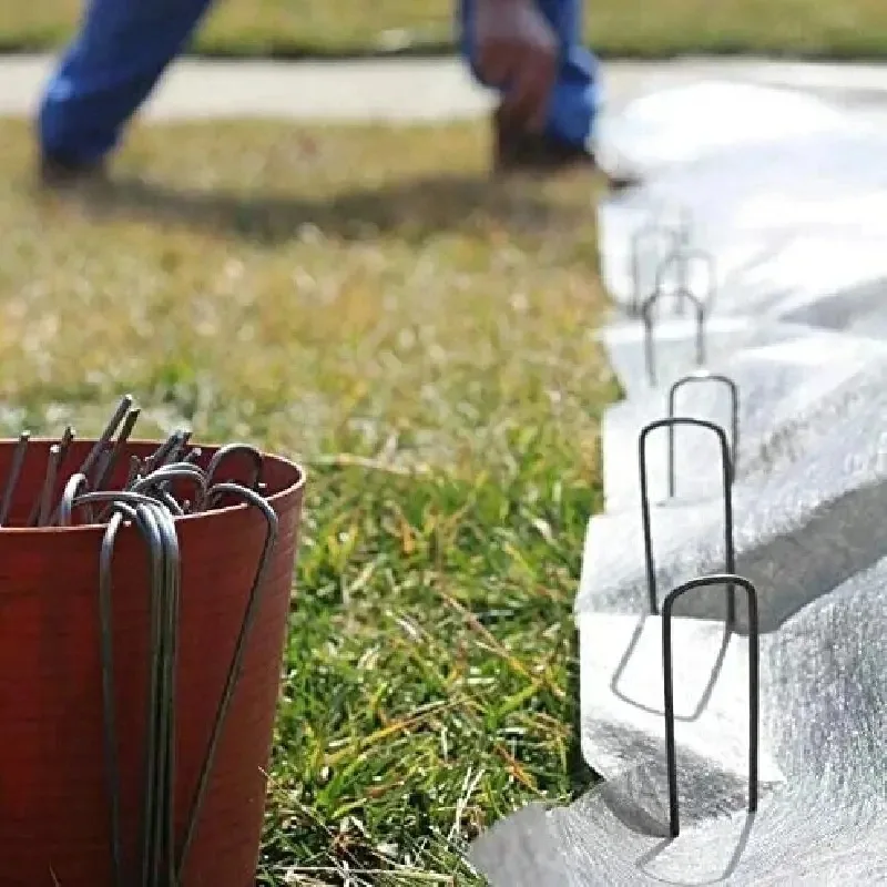 Landscape Staples 50pcs U-Shaped Garden Pins Garden Stakes Staples Heavy Duty Yard Lawn Tent Stakes Securing Pegs For Weed Ba garden staples