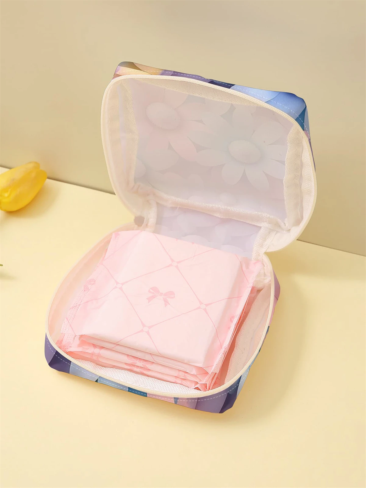 Floral pattern printed sanitary napkin storage bag, women's lightweight tissue bag, sanitary tissue bag