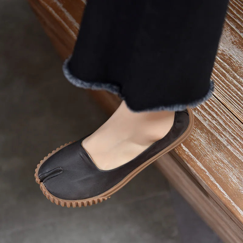 

IPPEUM Split Toe Flats Women Ballet Flat Shoes Summer Black Leather 2024 New Design Fashion Ballerinas Zapatos Mujer