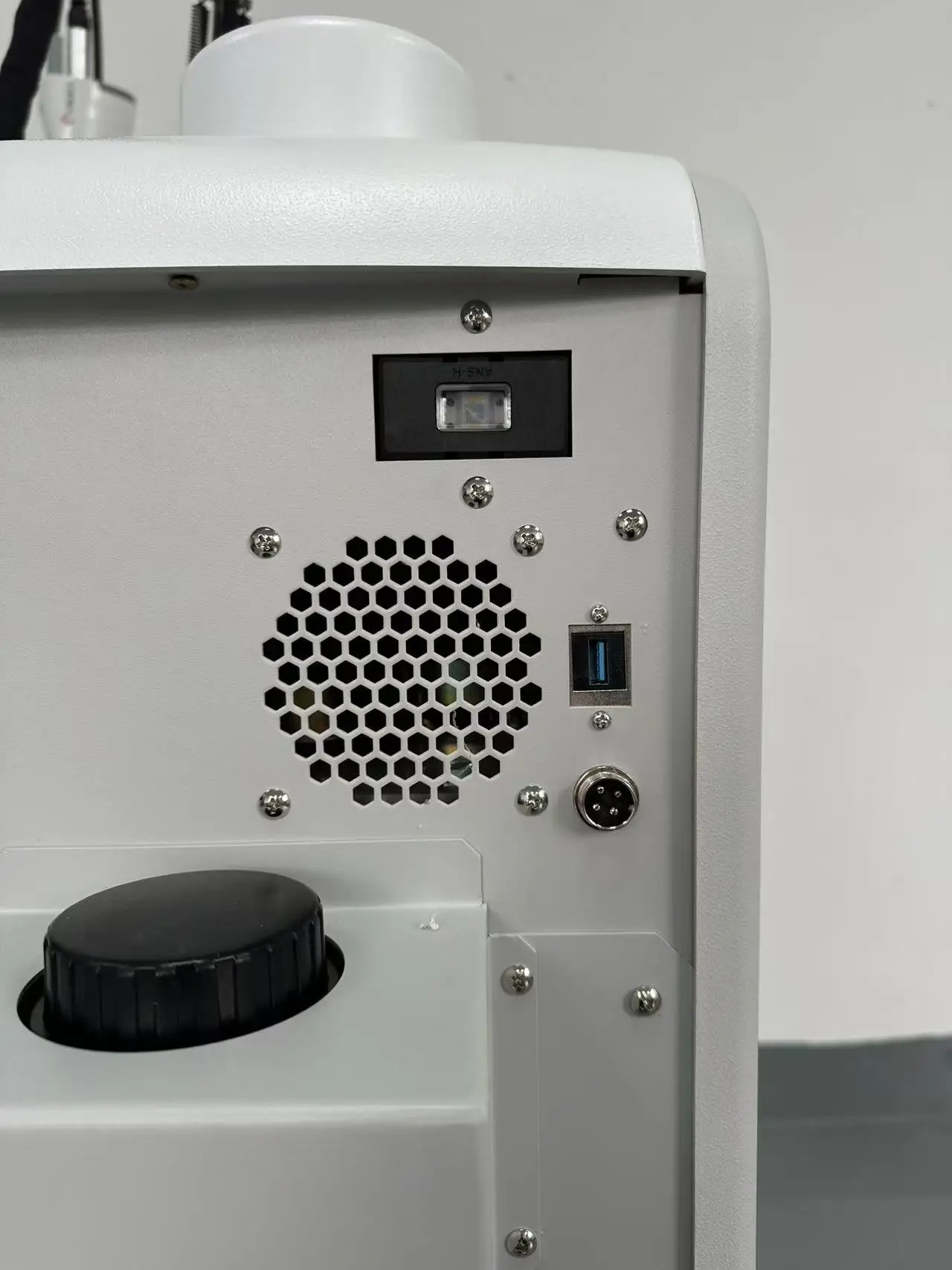 CE 2026 Professional Large Screen SLyric 755Nm Machine Hot Sale Skin Rejuvenation Hair Removal Head Arm Feet-Cool Features IT 5