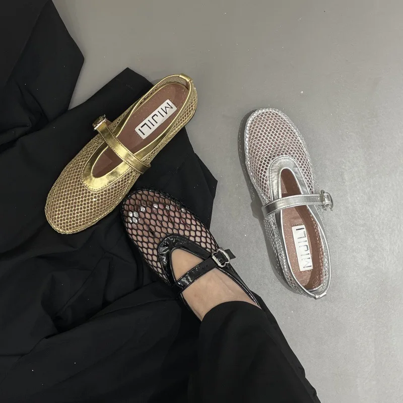 

Сланцы на низком каблуке, резиновые, хлопковая ткань, рифленая копыта, низкий каблук, Тапочки