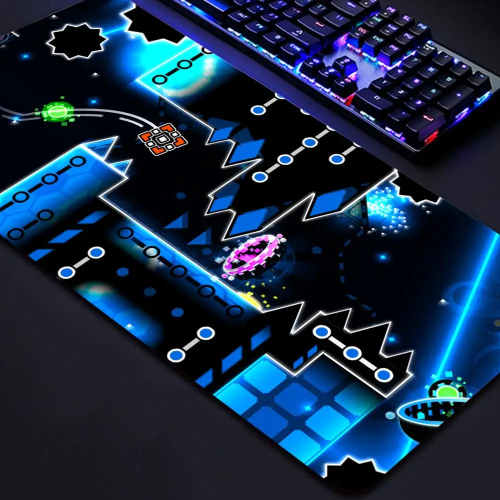 

Mouse Pad Geometry Dash Gaming Desk Mat Laptops Anime Carpet Gamer PC Cabinet Large Gamers Accessories Computer CSGO Mousepad