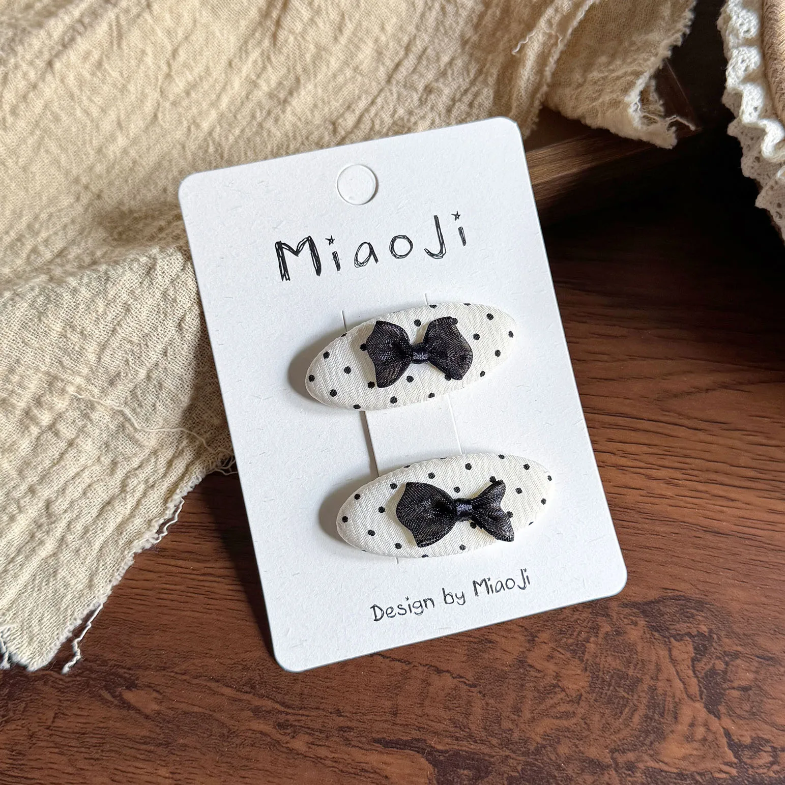 2pcs Little Girl Black and White Polka Dots Love Hairpin Bow Hair Band Baby Side Bangs Clip Broken