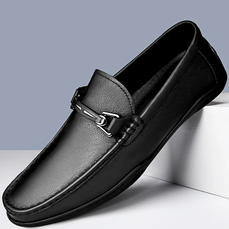

New Leisure Men Black Leather Flats Shoes Slip On Outdoor Casual Shoes Low Top Lazy Shoes Non Slip Loafers Moccasins For Male