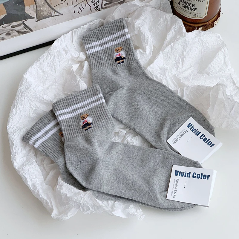 Elegant Lady Bear Cartoon Women's Cute Cotton Socks - Harajuku Style Novelty Breathable Christmas Gift