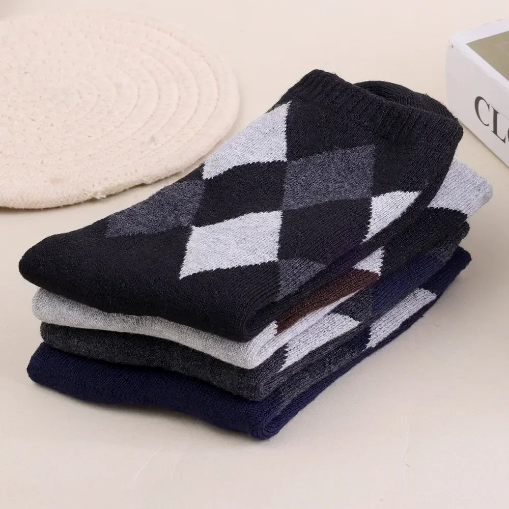 

Harajuku Snow Warm Cashmere Super Winter Antifreeze Quality Men's High Casual 5pairs Merino Wool Retro Grid Thick Socks