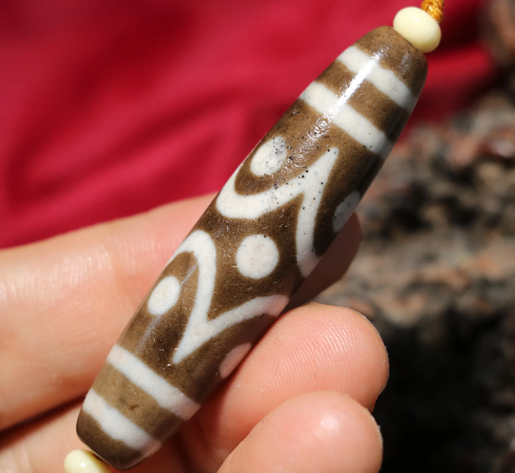 Unique Ultra Power Magic Tibetan Old Agate Oily Patina Black Cinabro Dots Lotus Heart 9 Stars Dzi Bead Amuleto Ciondolo R Upd22