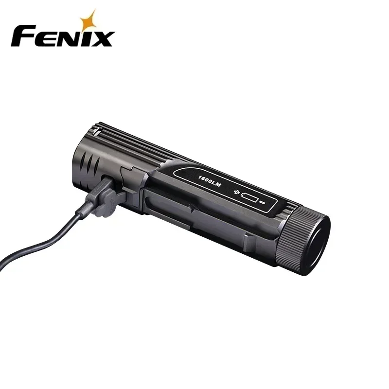 NEW FENIX BC26R 1600루멘 충전식 자전거 라이트 손전등에는 5000mAh 리튬 이온 배터리가 포함되어 있습니다.