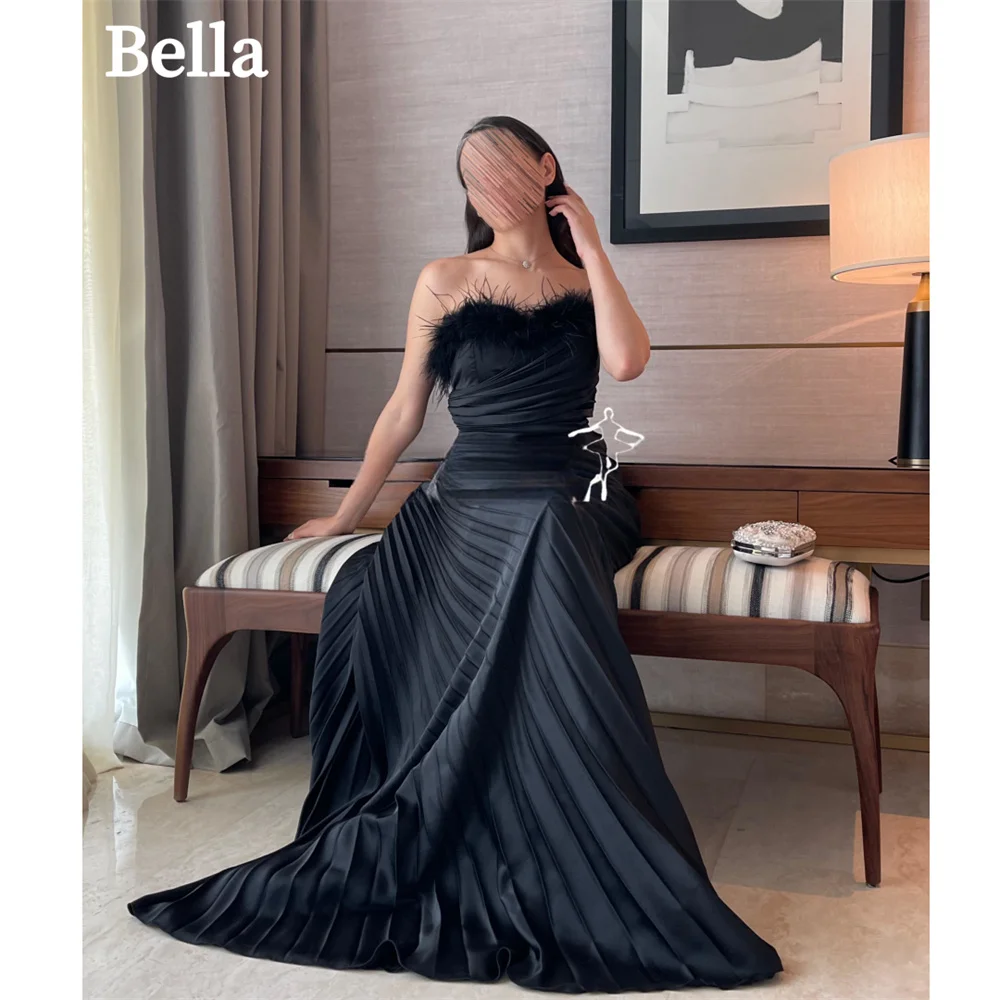 

Bella Black Strapless فساتين السهرة Feathers Mermaid Prom Dresses Floor-Length Elegant Sleeveless Cascading Ruffle Evening Dress